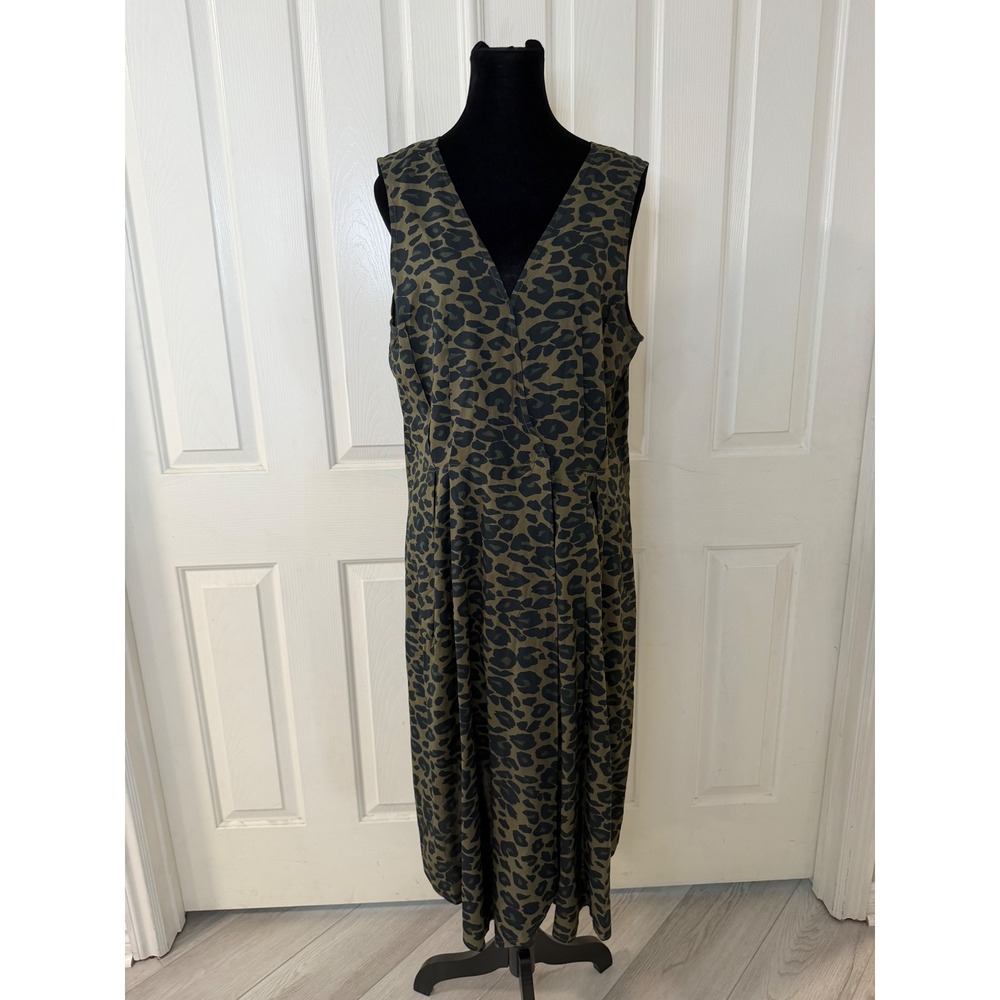 Beachlunchlounge Midi Dress Olive Green Leopard Print V-Neck Sleeveless XL